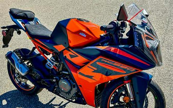 2022 KTM RC 390