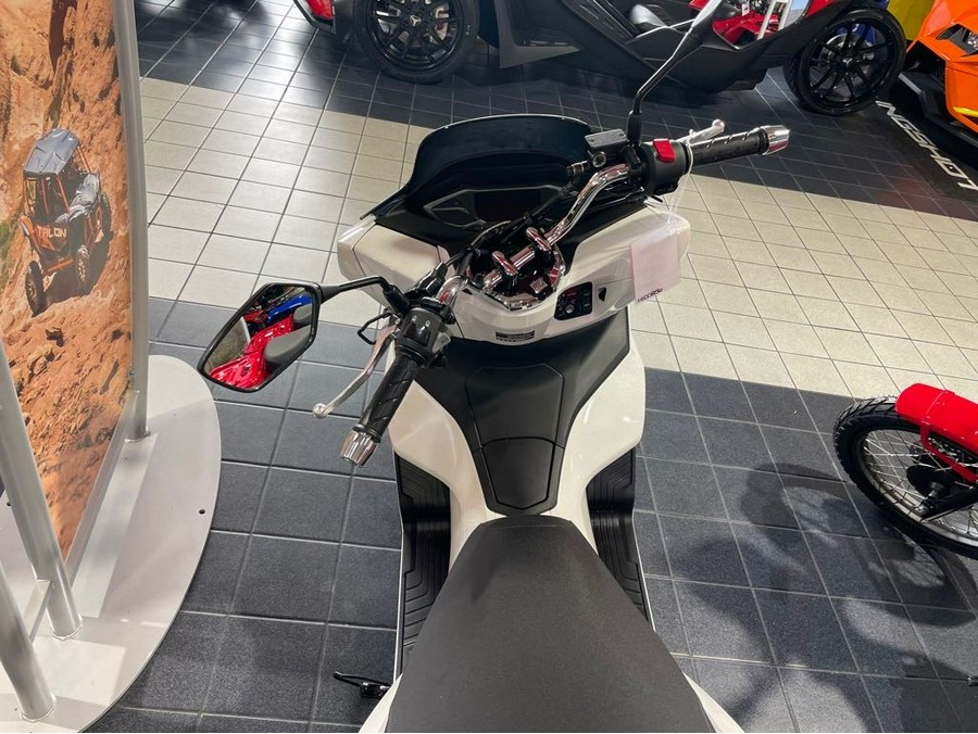 2022 Honda PCX150A