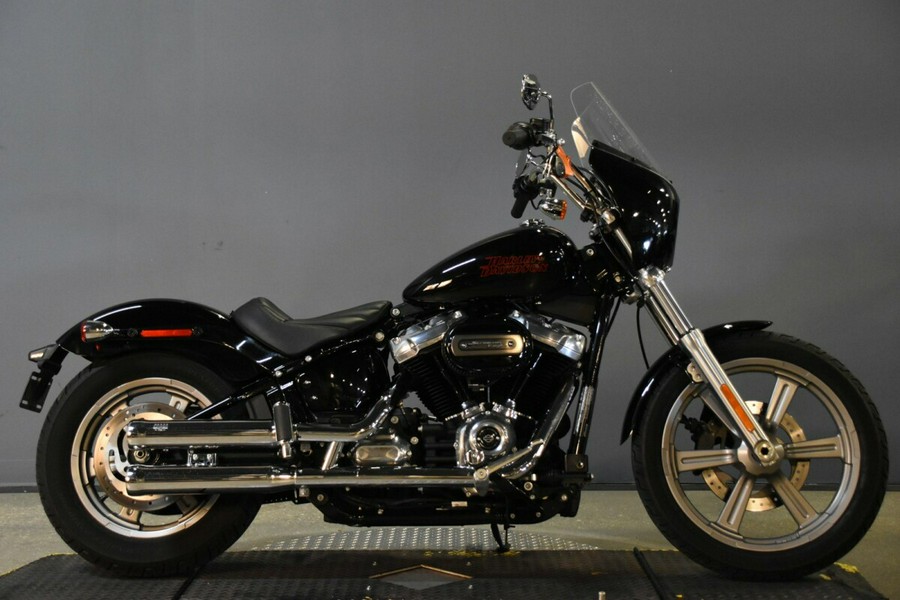 2023 Harley-Davidson Softail Standard