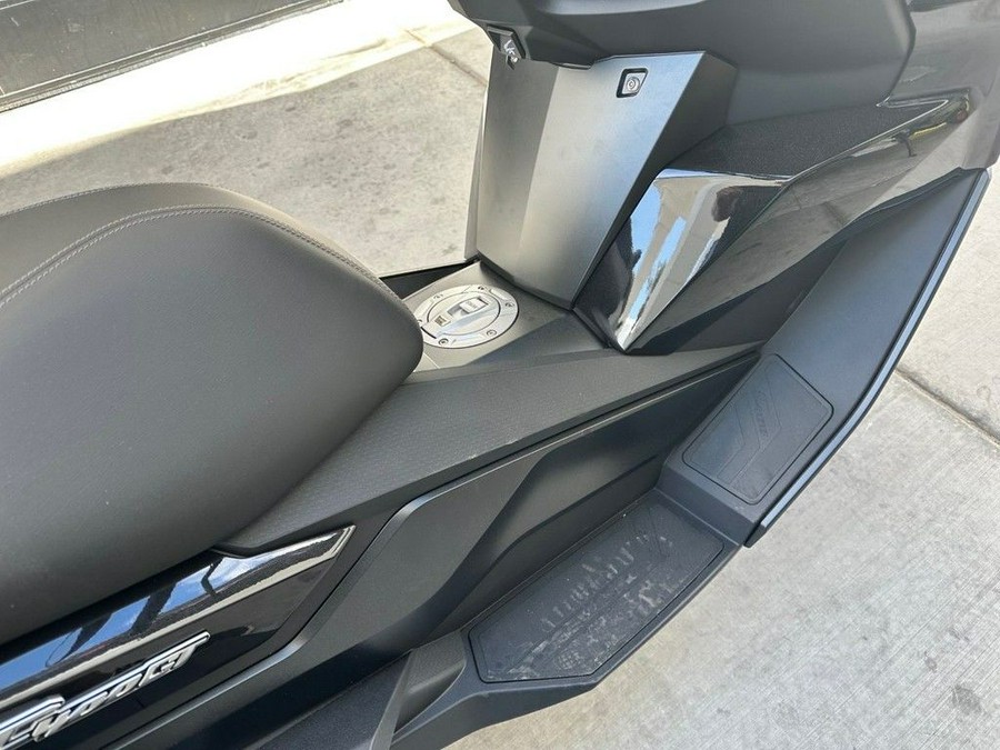 2024 BMW C 400 GT Triple Black