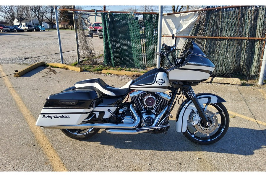 2011 Harley-Davidson® ROAD GLIDE