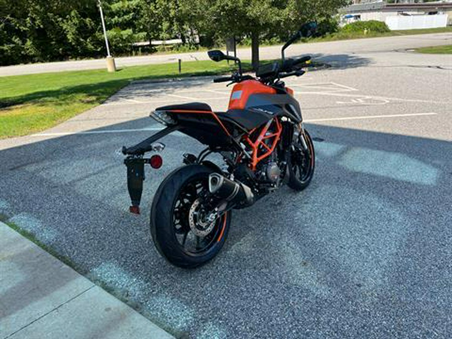 2023 KTM 390 Duke