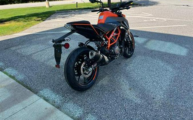 2023 KTM 390 Duke