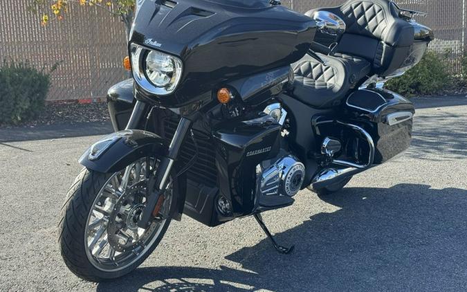 2025 Indian Roadmaster PowerPlus Limited 112 w/PowerBand Blac
