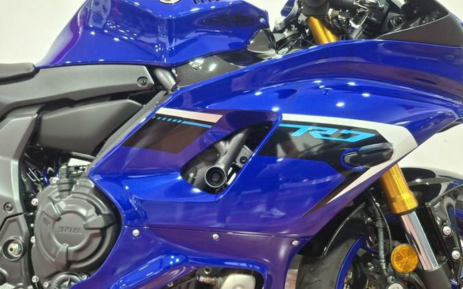 2025 Yamaha YZF R7