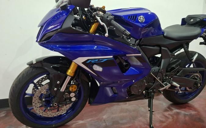 2025 Yamaha YZF R7