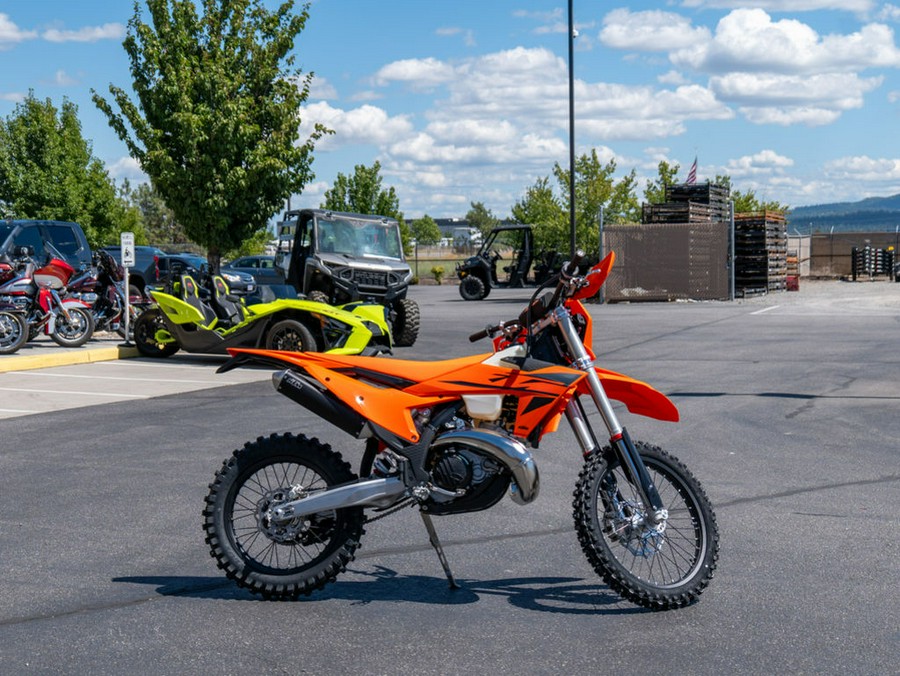 2025 KTM XC 300 W