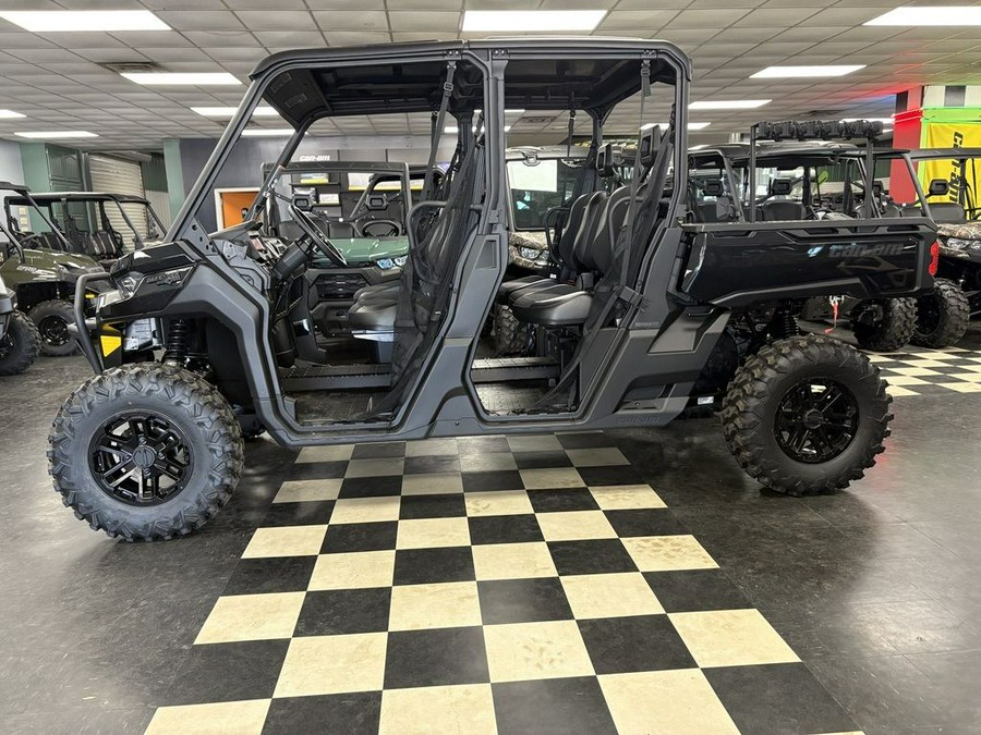 2025 Can-Am® Defender MAX Lone Star HD10