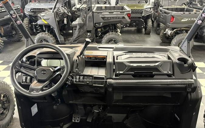 2025 Can-Am® Defender MAX Lone Star HD10