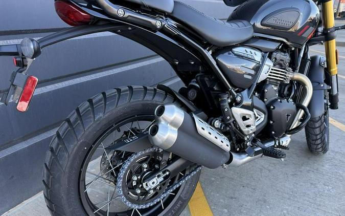 2026 Triumph Scrambler 400 XC Storm Grey