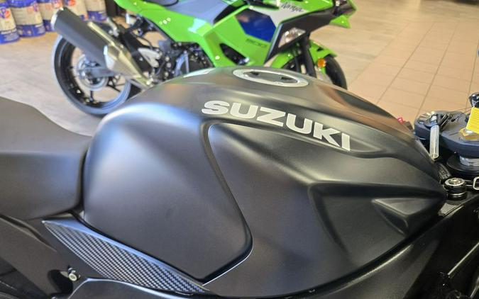 New 2026 SUZUKI GSXR600