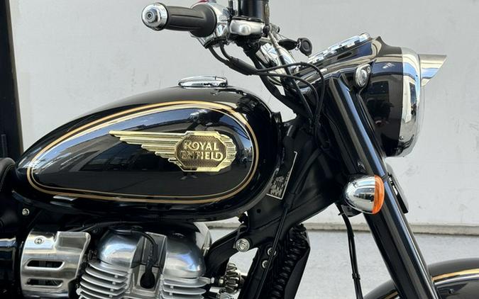 2027 Royal Enfield Bullet 650 Cannon Black