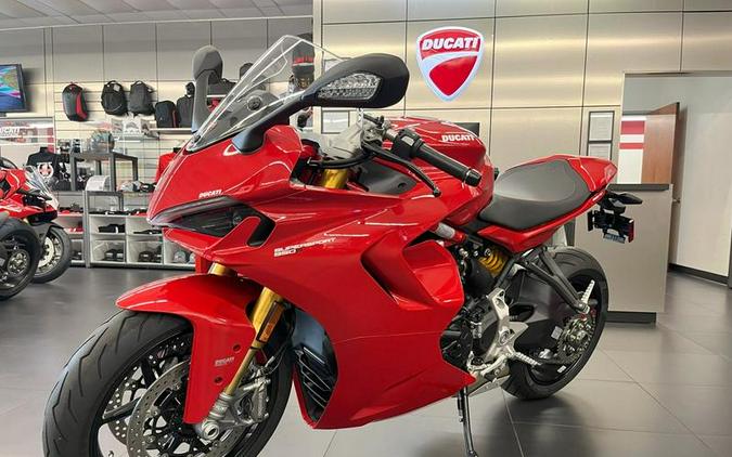 2024 Ducati Supersport 950 S Red