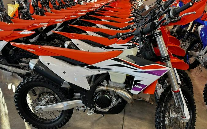 2024 KTM 350 XC-F Factory Edition First Look [9 Fast Facts]