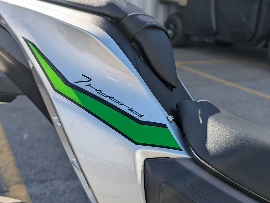 2024 Kawasaki Ninja® 7 Hybrid ABS