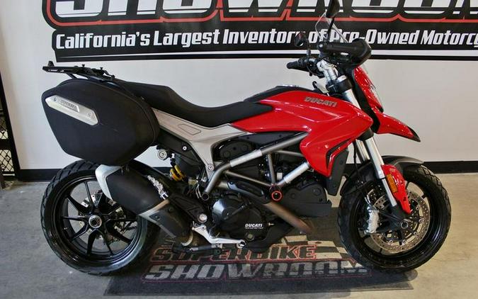 2015 Ducati Hyperstrada Red