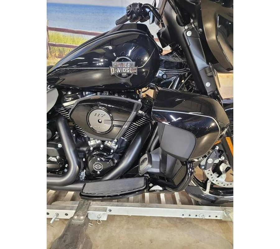 2025 Harley-Davidson® FLHXU - Street Glide® Ultra