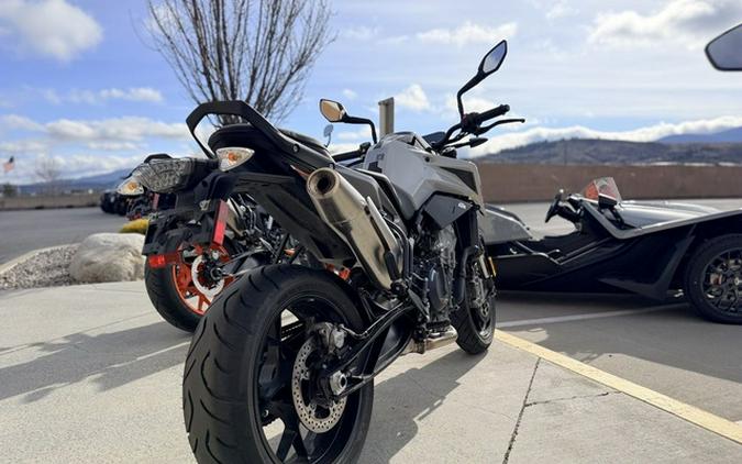 2024 KTM 790 Duke