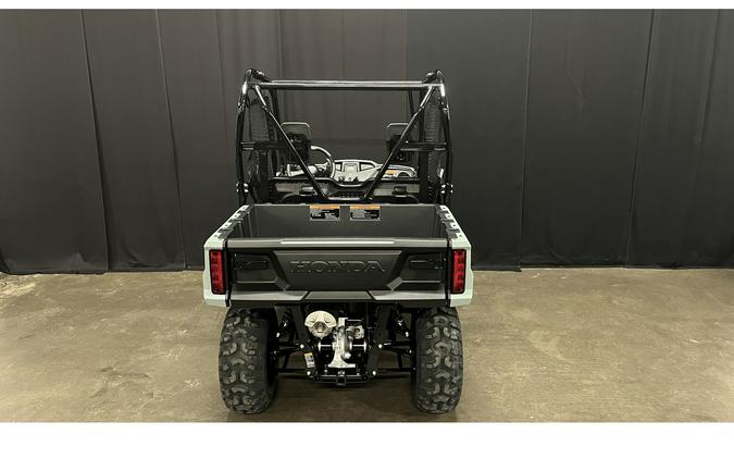 2026 Pioneer 520 - Honda