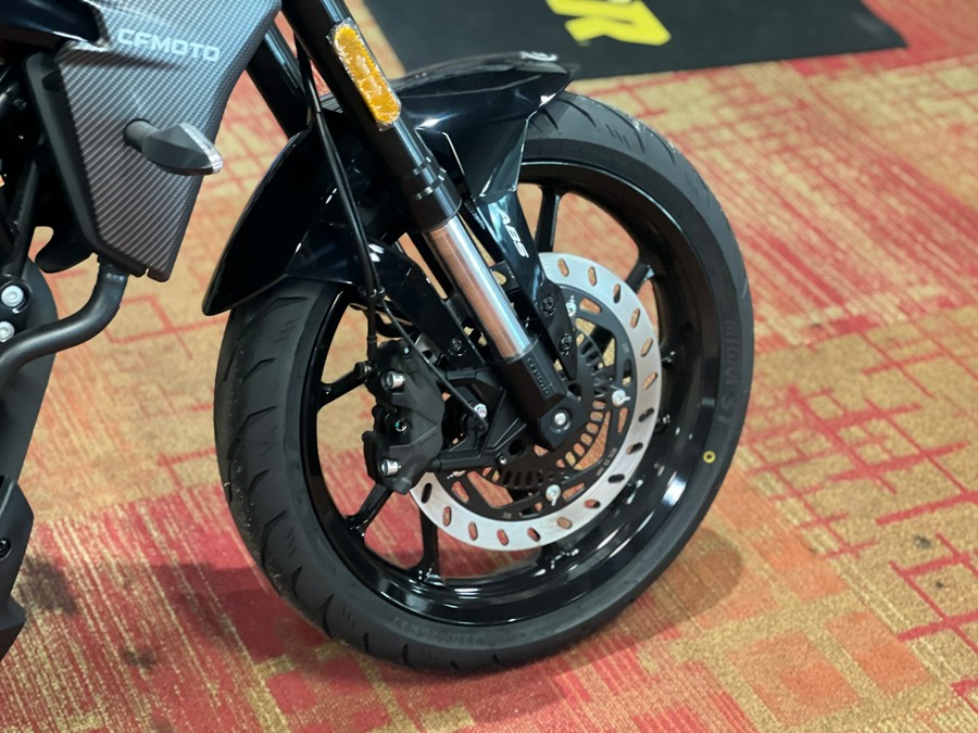 2026 CFMOTO 300NK