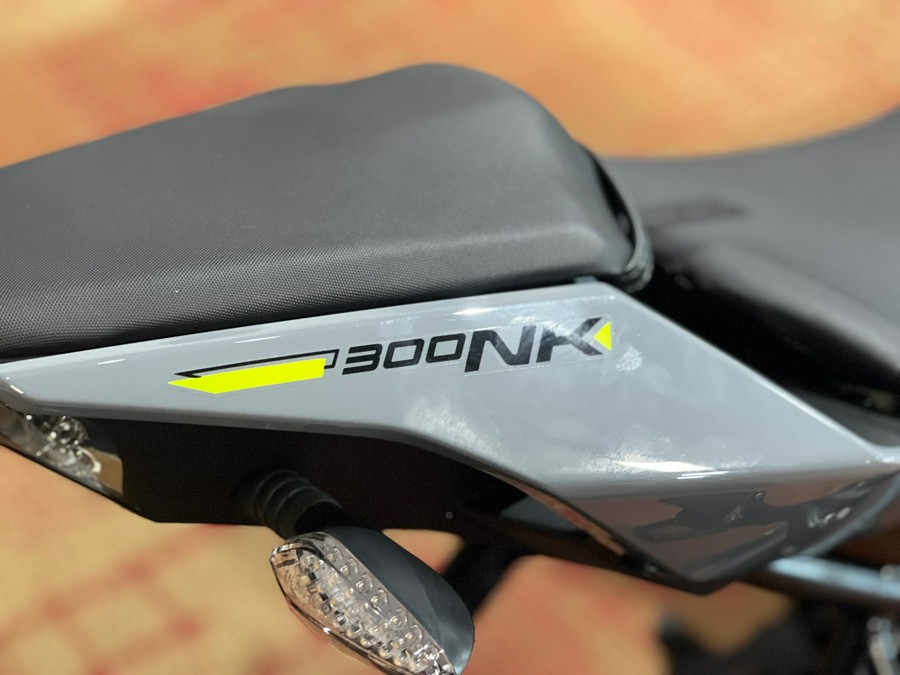 2026 CFMOTO 300NK