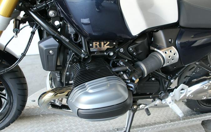 2026 BMW Motorrad R 12 nineT Imperial Blue Metallic