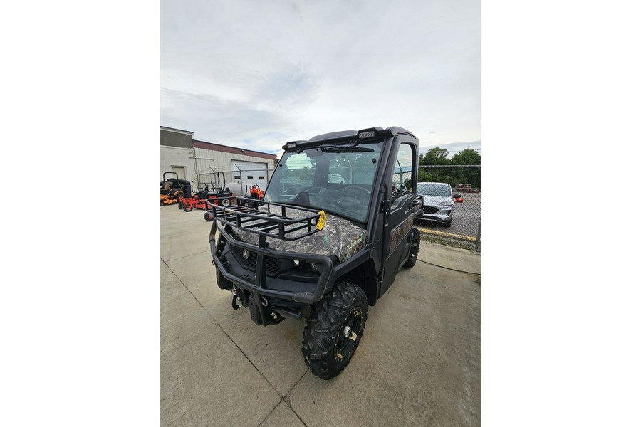 2022 XUV835M - John Deere