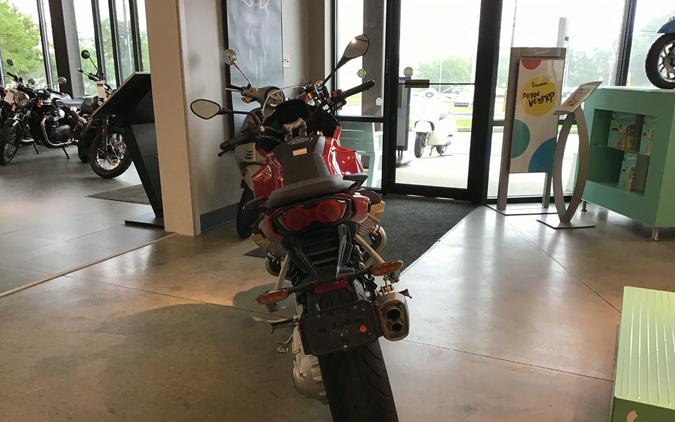 2023 Moto Guzzi V100 Mandello