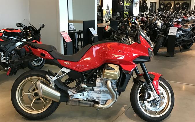 2023 Moto Guzzi V100 Mandello