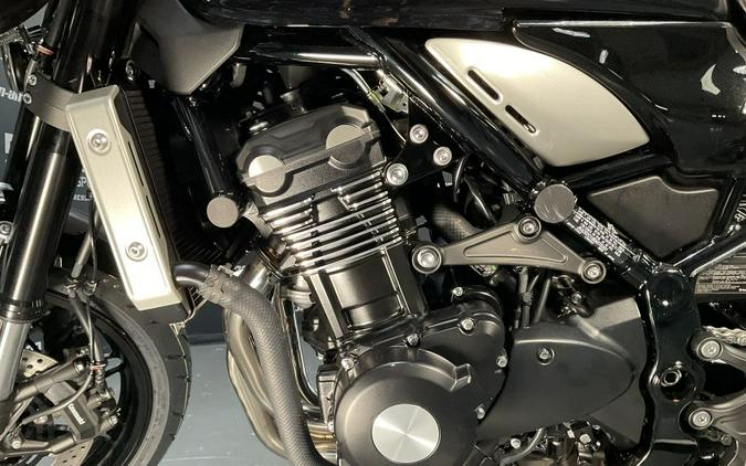 2024 Kawasaki Z900RS ABS