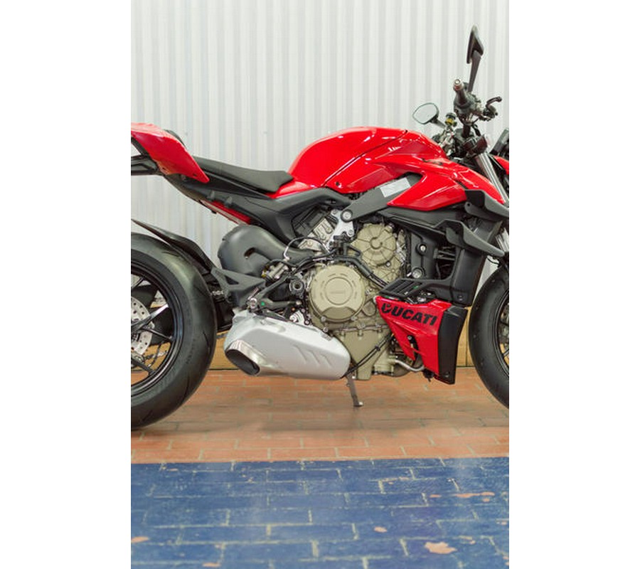 2024 Ducati Streetfighter V4 Red