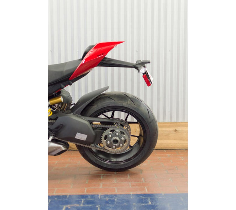 2024 Ducati Streetfighter V4 Red