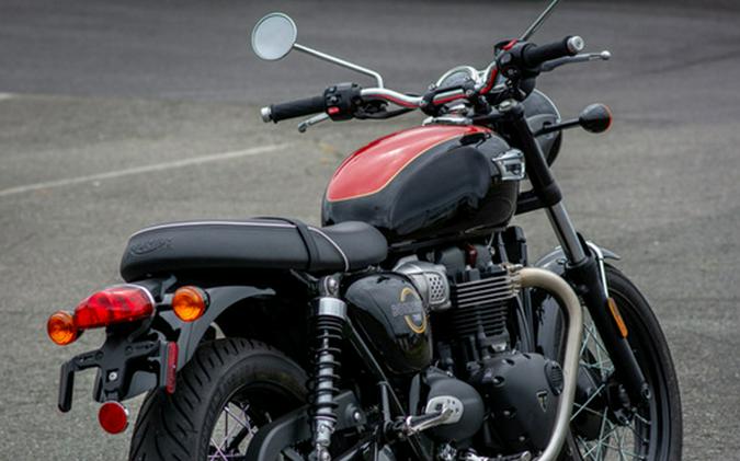 2026 Triumph Bonneville T100 Jet black