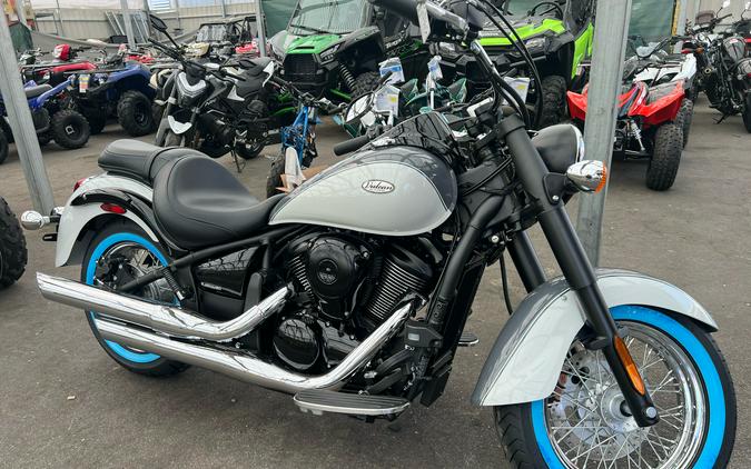 2024 Kawasaki Vulcan 900 Classic