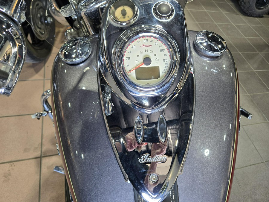 2017 INDIAN MOTORCYCLE SPRINGFIELD 49ST