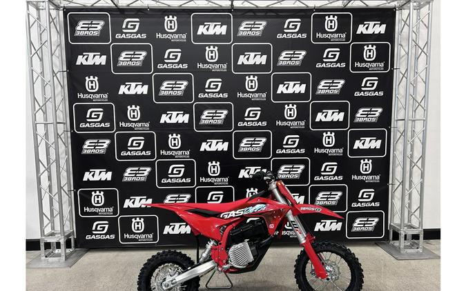 2027 GASGAS MC-E 5