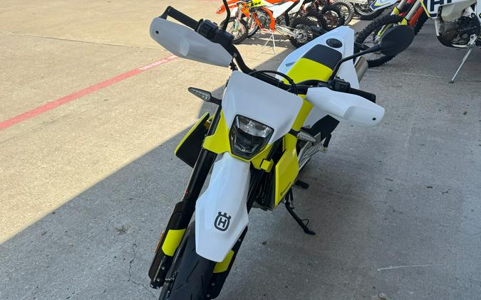 2026 Husqvarna 701 Supermoto