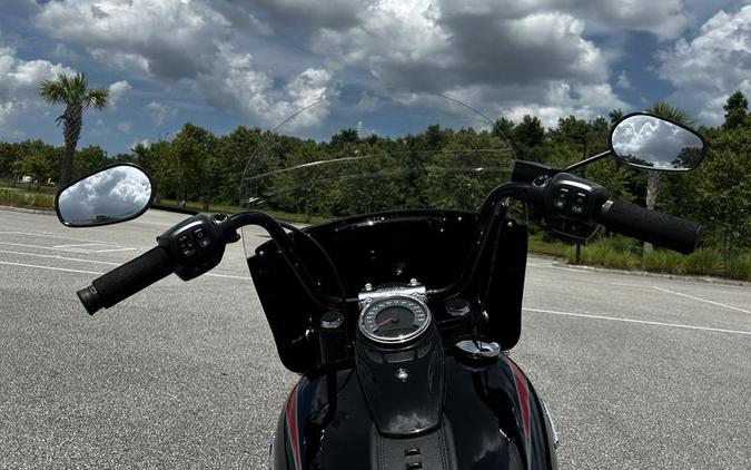 2025 Harley-Davidson® FLHC - Heritage Classic