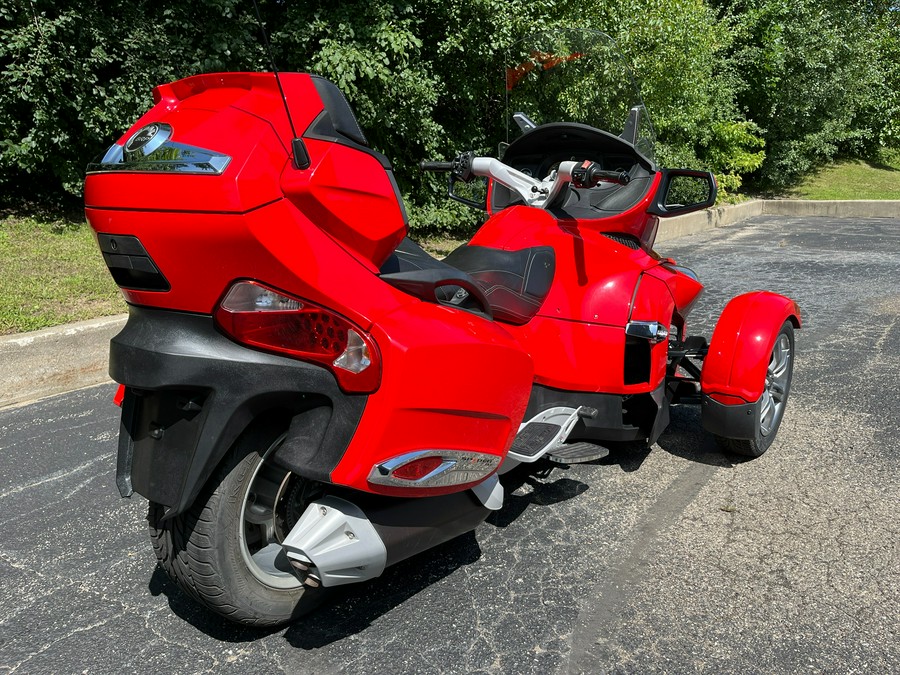 2012 Can-Am Spyder® RT-S SE5