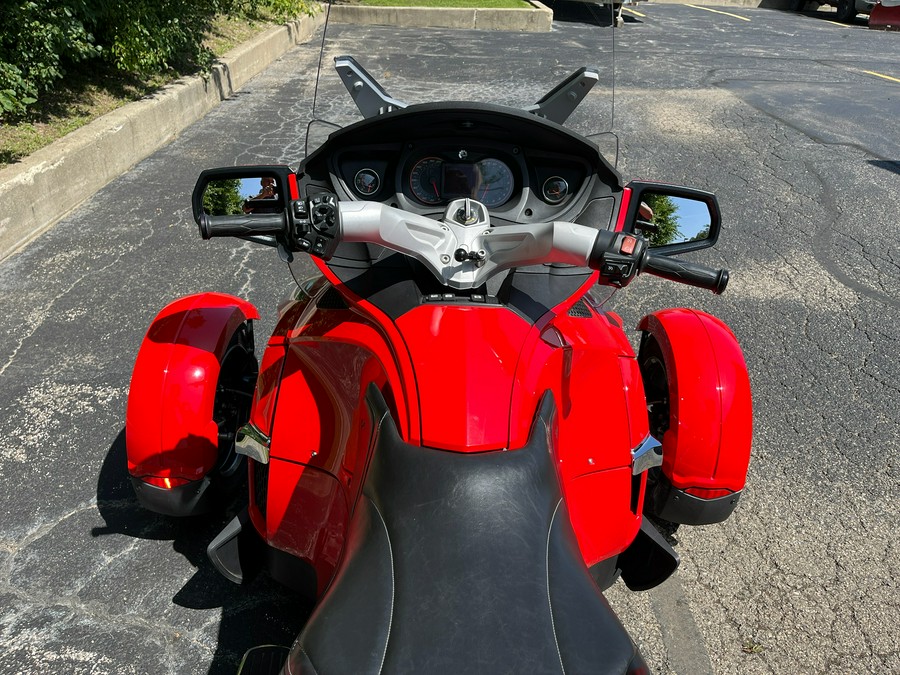 2012 Can-Am Spyder® RT-S SE5