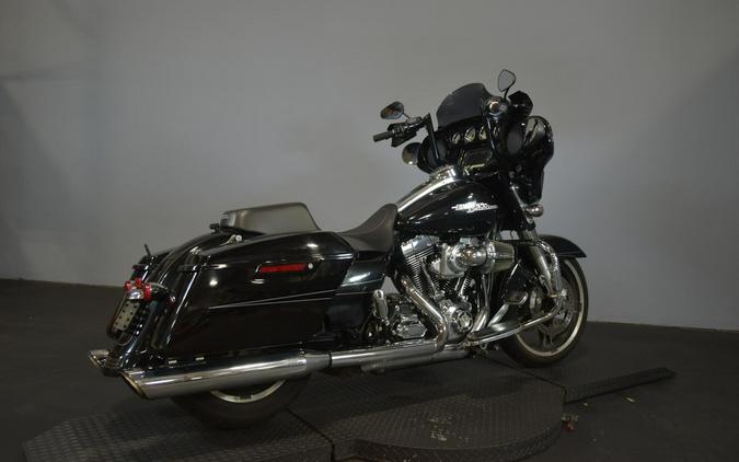 2016 Harley-Davidson Street Glide Vivid Black