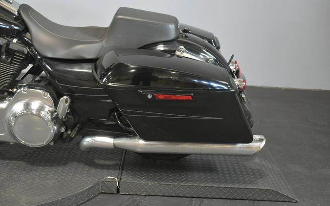 2016 Harley-Davidson Street Glide Vivid Black