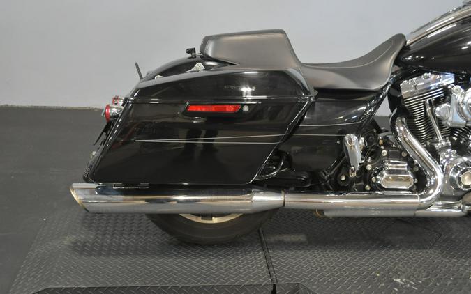 2016 Harley-Davidson Street Glide Vivid Black