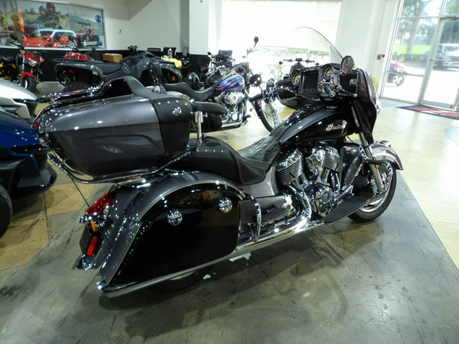 2017 Indian Roadmaster Steel Gray Over Thunder Black