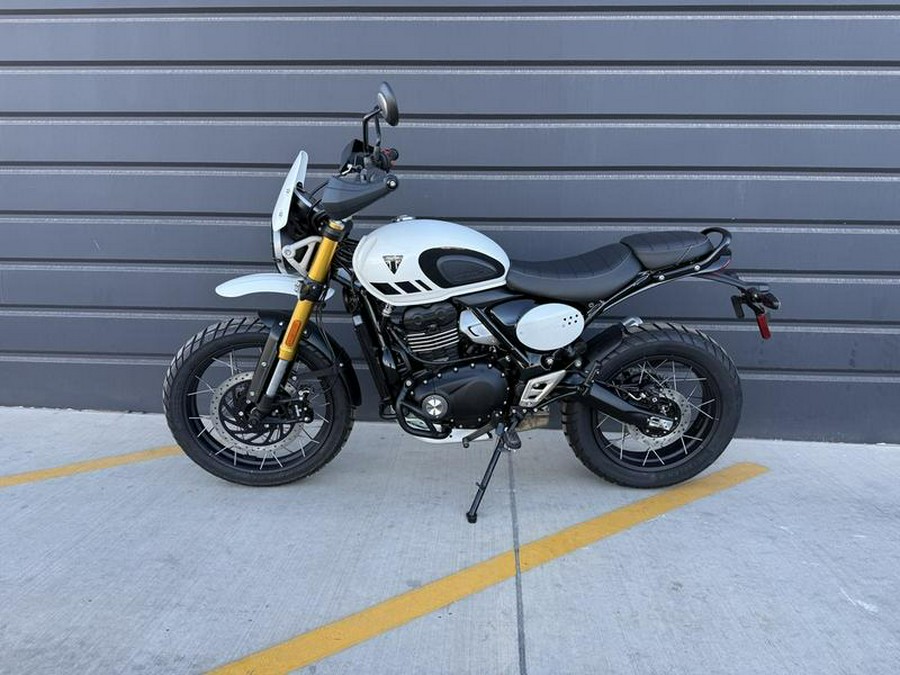 2026 Triumph Scrambler 400 XC Vanilla White