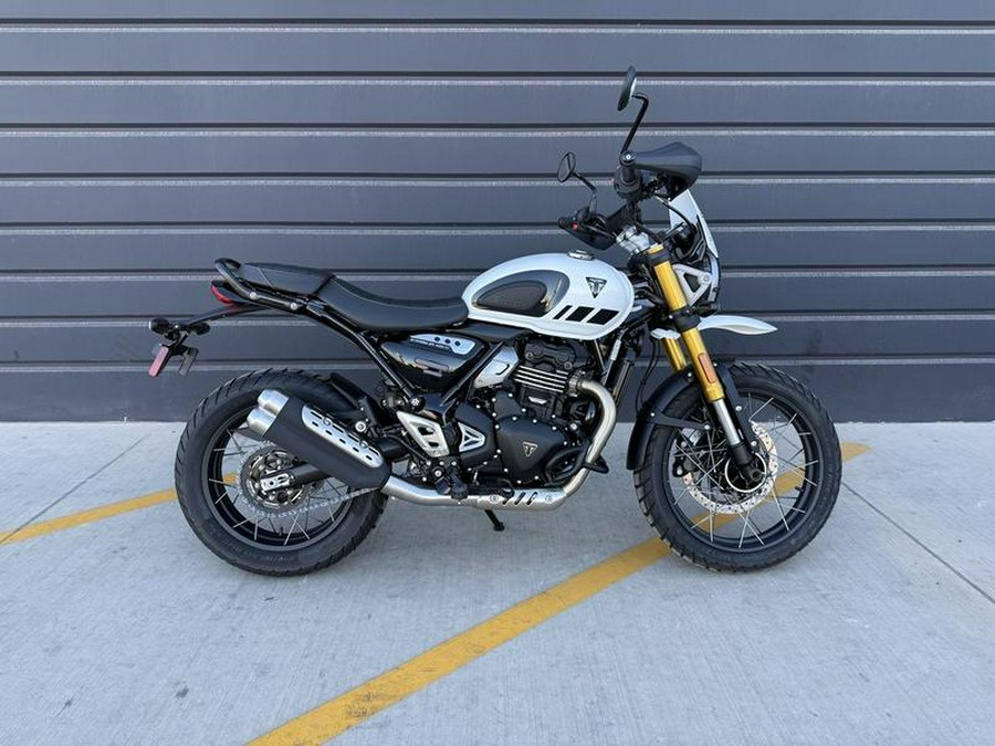 2026 Triumph Scrambler 400 XC Vanilla White