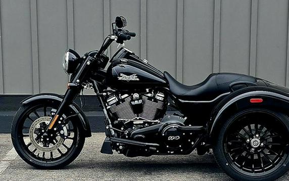 2025 Harley-Davidson Trike FLRT - Freewheeler