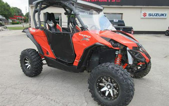 2014 Can-Am Maverick™ X® rs DPS™ 1000R