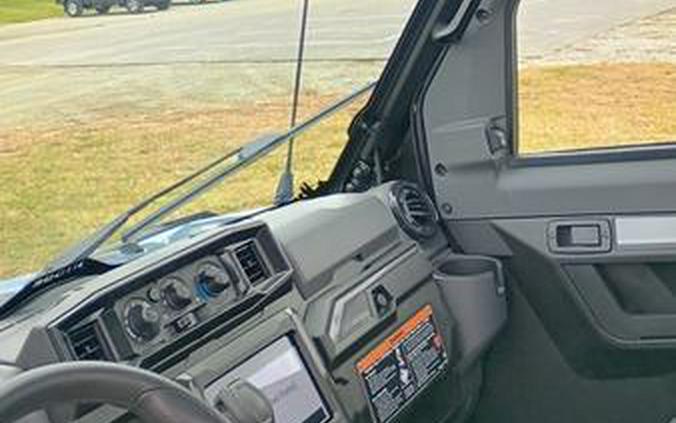 2025 Kawasaki Ridge® XR Crew Limited HVAC