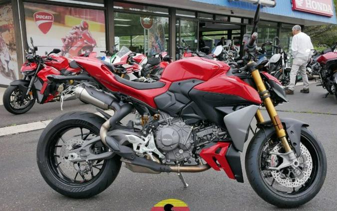2026 Ducati Streetfighter V2 S Ducati Red V2 S